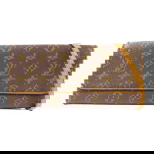 LOUIS VUITTON Monogram Pochette Twin GM Gold Shoulder Bag Brown Marron Shoulder Bag M51852: Item Name: LOUIS VUITTON Monogram Pochette Twin GM Gold Shoulder Bag Brown Marron Shoulder Bag M51852 Brand: LOUIS VUITTON Model No.: M51852 Size: x W:24cmH:12cm x D:2cm(W:9.4 inch x H:4.7 inch x D:0.