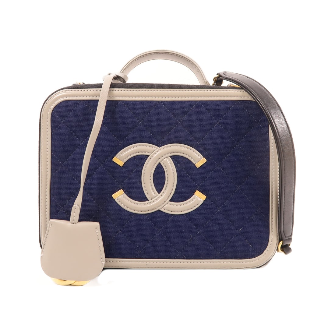 CHANEL Navy Black Navy/Black Canvas Vanity Bag Gold Hand-Handed Bag for Shoulders and Backs Dee: Item Name: CHANEL Navy Black Navy/Black Canvas Vanity Bag Gold Hand-Handed Bag for Shoulders and Backs Dee Brand: CHANEL Model No.: Size: x W:21cmH:16cm x D:8cm(W:8.3 inch x H:6.3 inch x D:3.1 inch )H