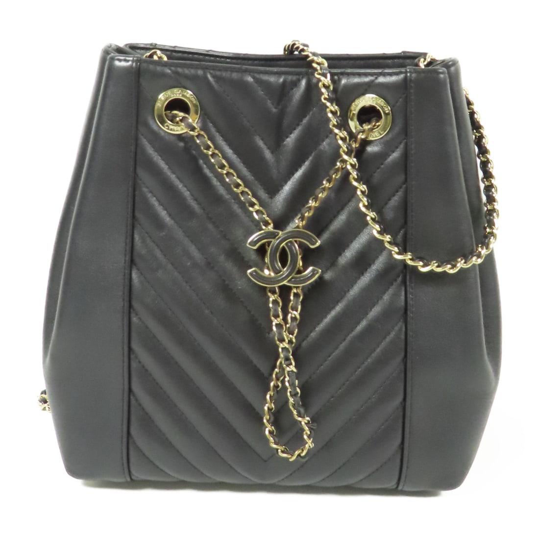CHANEL Black Black Cowhide Leather Drawstring Bucket Golden Shoulder Bucket Shoulder Bag Calfskin (1 of 16)