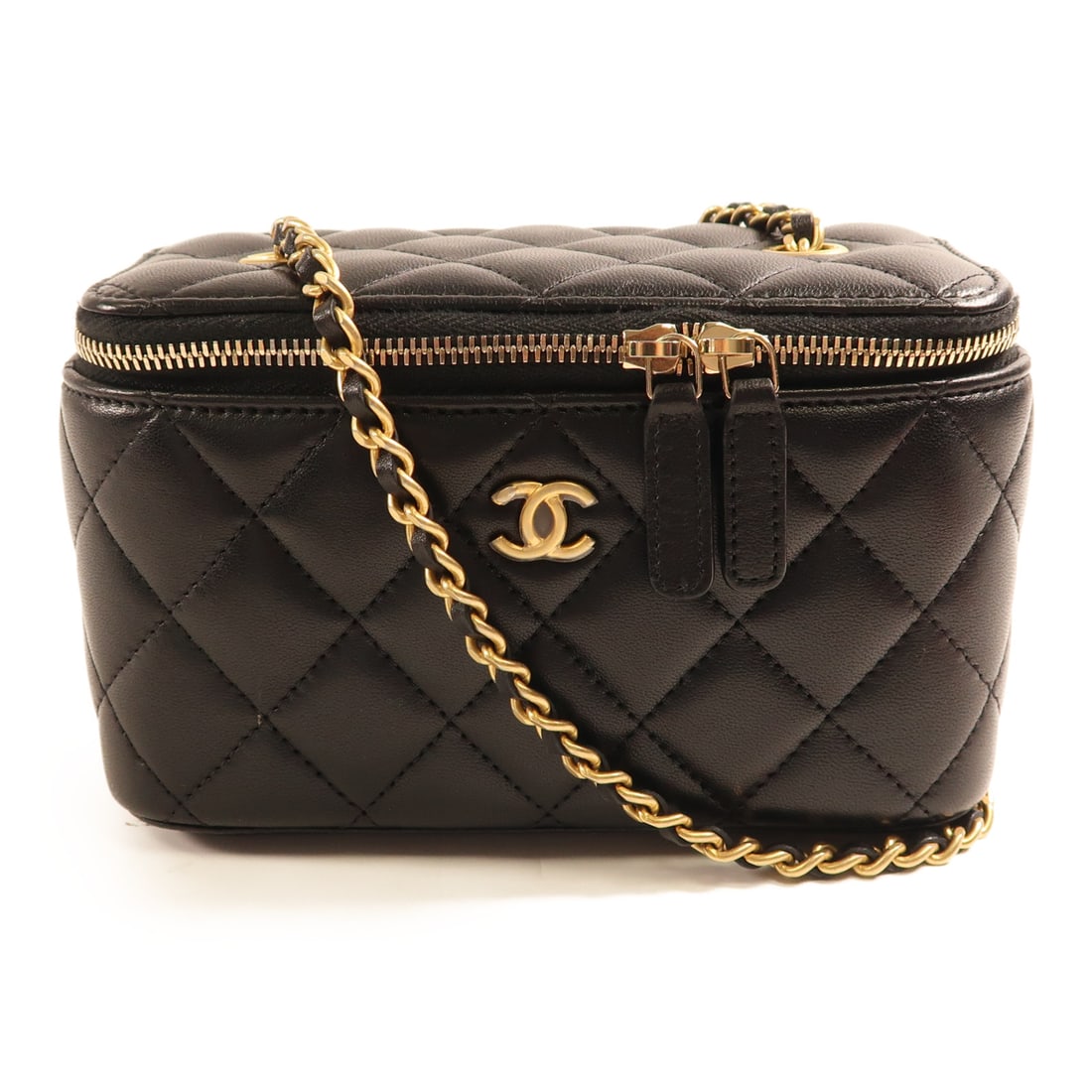 CHANEL Black Black Sheepskin Leather Vanity Case Golden Cross Shoulder Back Bag Shoulder Bag L: Item Name: CHANEL Black Black Sheepskin Leather Vanity Case Golden Cross Shoulder Back Bag Shoulder Bag L Brand: CHANEL Model No.: Size: x W:16cmH:10cm x D:8cm(W:6.3 inch x H:3.9 inch x D:3.1 inch ) -