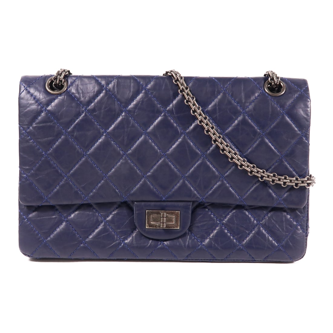 CHANEL Navy Navy Cowhide leather 2.55 silver crosshair shoulder bag Shoulder Bag Calfskin (cow: Item Name: CHANEL Navy Navy Cowhide leather 2.55 silver crosshair shoulder bag Shoulder Bag Calfskin (cow Brand: CHANEL Model No.: Size: x W:28cmH:19cm x D:8cm(W:11.0 inch x H:7.5 inch x D:3.1 inch )S