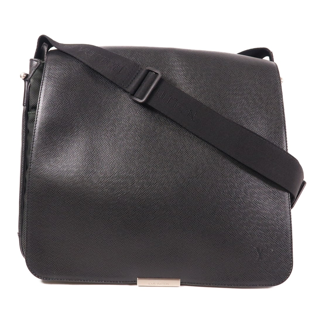 LOUIS VUITTON Taiga leather Taiga Victor silver shoulder bag Black Black Shoulder Bag M30142 (1 of 12)