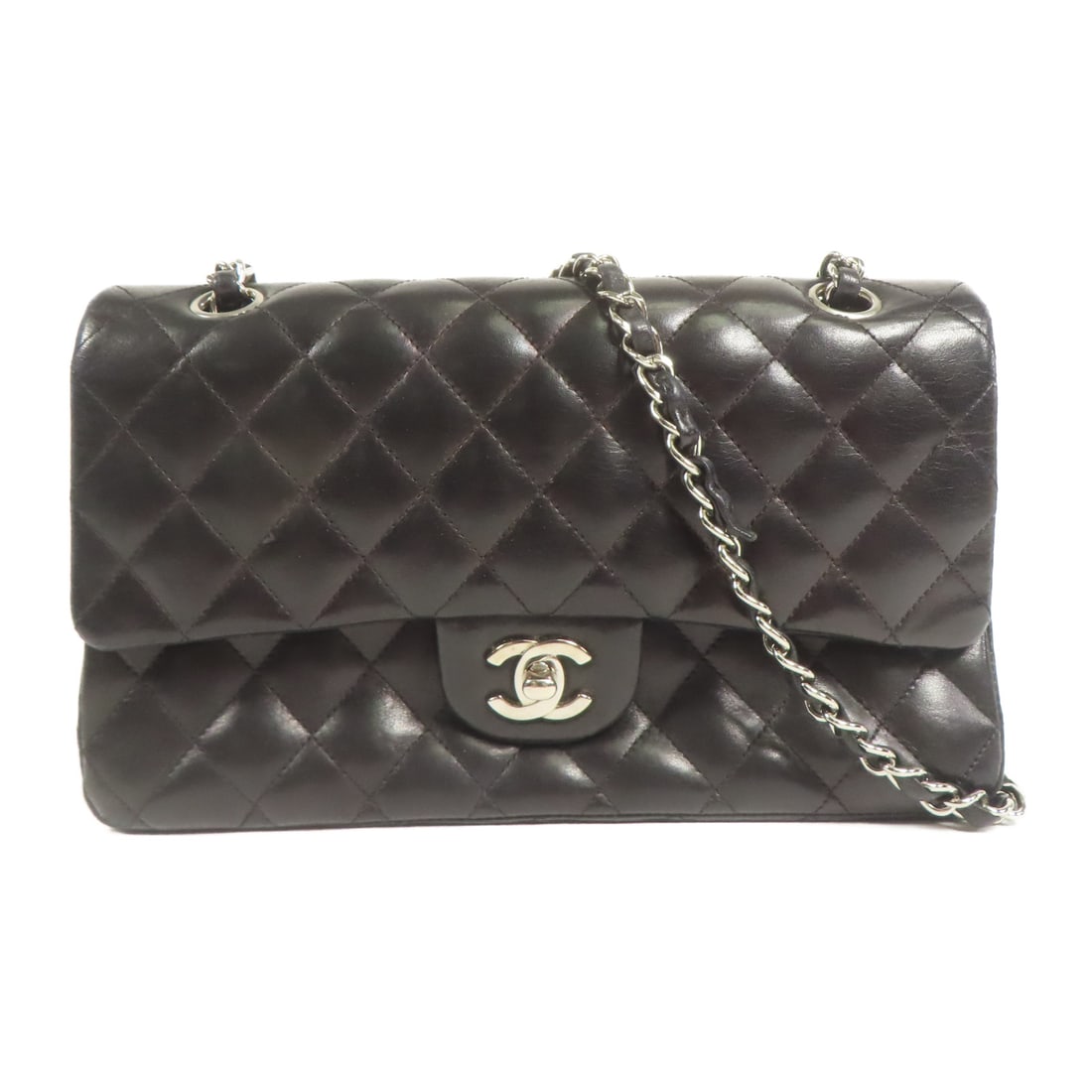 CHANEL Black Black Sheepskin leather Classic 25 silver crosshair shoulder bag Shoulder Bag Lambskin: Item Name: CHANEL Black Black Sheepskin leather Classic 25 silver crosshair shoulder bag Shoulder Bag Lambskin (sheep leather) Brand: CHANEL Model No.: Size: x W:25.5cmH:15.5cm x D:6.5cm(W:10.0 inch x