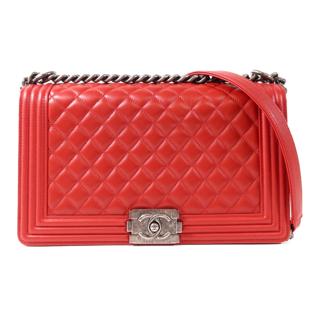 CHANEL Red Red Leather Boy 28 Silver crosshair shoulder bag Shoulder Bag leather: Item Name: CHANEL Red Red Leather Boy 28 Silver crosshair shoulder bag Shoulder Bag leather Brand: CHANEL Model No.: Size: x W:28cmH:17cm x D:7cm(W:11.0 inch x H:6.7 inch x D:2.8 inch )Shoulder?68 - 1
