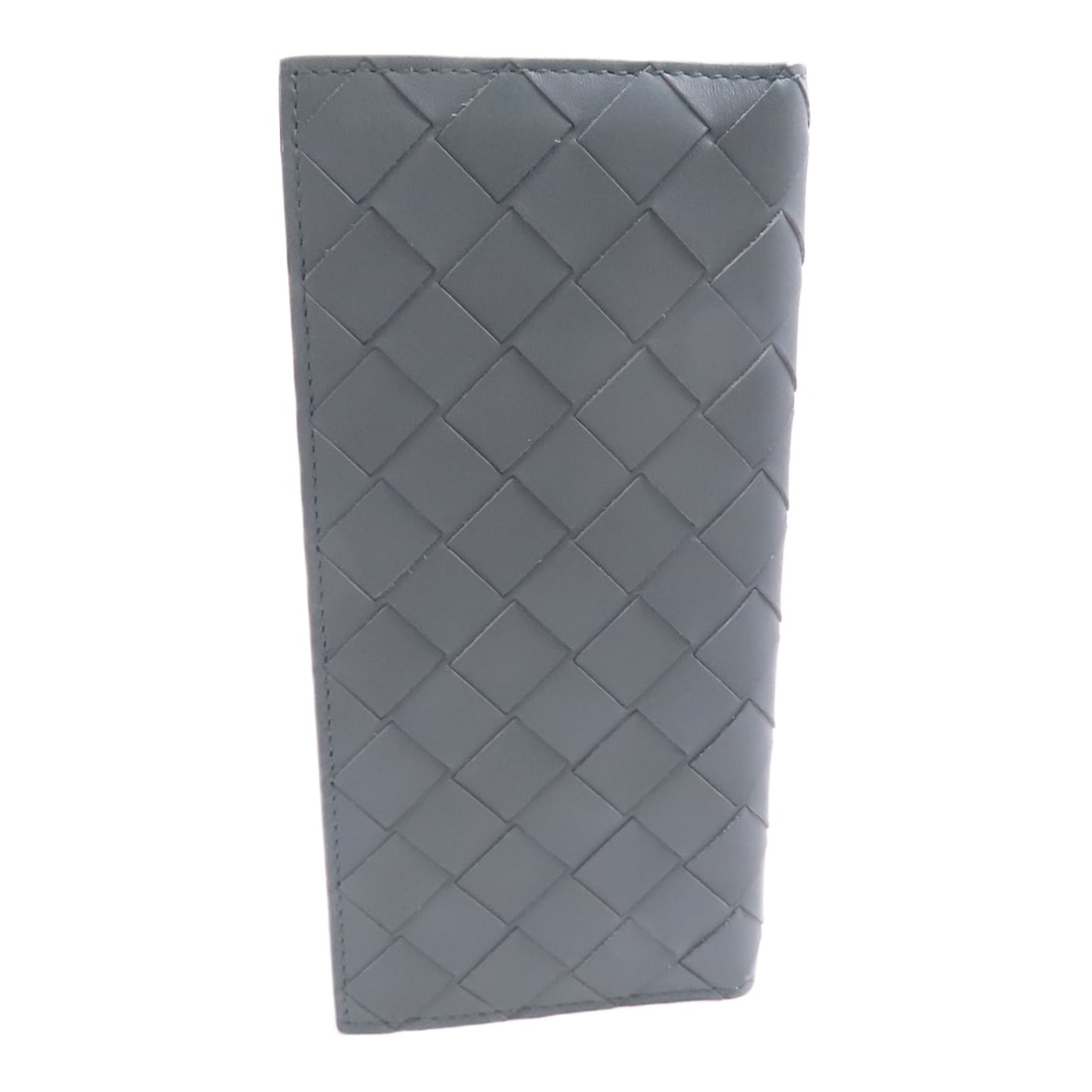 BOTTEGA VENETA Cowhide Leather Long Wallet Changzhenbao Bifoldpurse Gray Calfskin (cowhide): Item Name: BOTTEGA VENETA Cowhide Leather Long Wallet Changzhenbao Bifoldpurse Gray Calfskin (cowhide) Brand: BOTTEGA VENETA Model No.: Size: x W:9cmH:18cmx D:2cm(W:3.5 inch x H:7.1 inch x D:0.8) Colo
