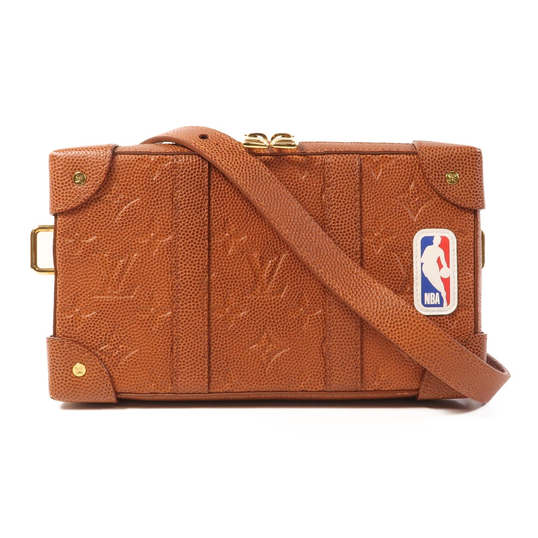 LOUIS VUITTON Monogram Taurillon LVxNBA Soft Trunk Wearable Golden Shoulder Back Bag Brown Brown: Item Name: LOUIS VUITTON Monogram Taurillon LVxNBA Soft Trunk Wearable Golden Shoulder Back Bag Brown Brown Brand: LOUIS VUITTON Model No.: M80549 Size: x W:22.5cmH:13cm x D:5cm(W:8.9 inch x H:5.1 inc