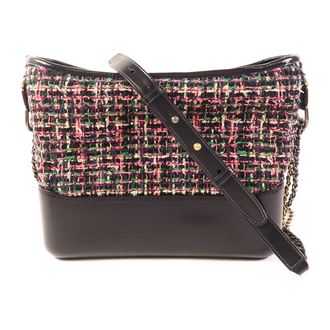 CHANEL Black Pink Black/Pink Soft bevel pattern/leather Gabrielle Medium crossbody shoulder bag: Item Name: CHANEL Black Pink Black/Pink Soft bevel pattern/leather Gabrielle Medium crossbody shoulder bag Brand: CHANEL Model No.: Size: x W:24-27cmH:20cm x D:8cm(W:9.4 inch x H:7.9 inch x D:3.1 inch