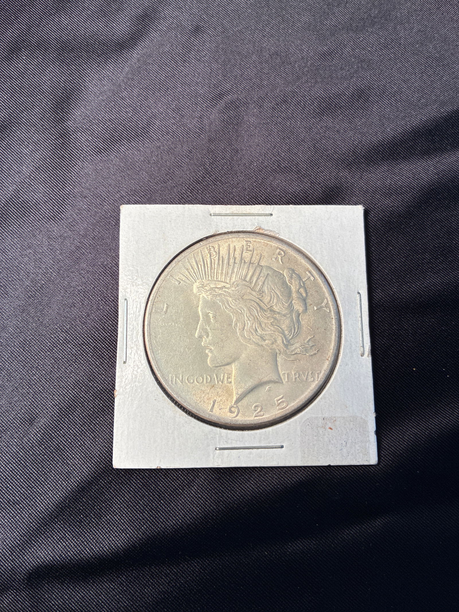 1925 Peace Dollar (1 of 2)