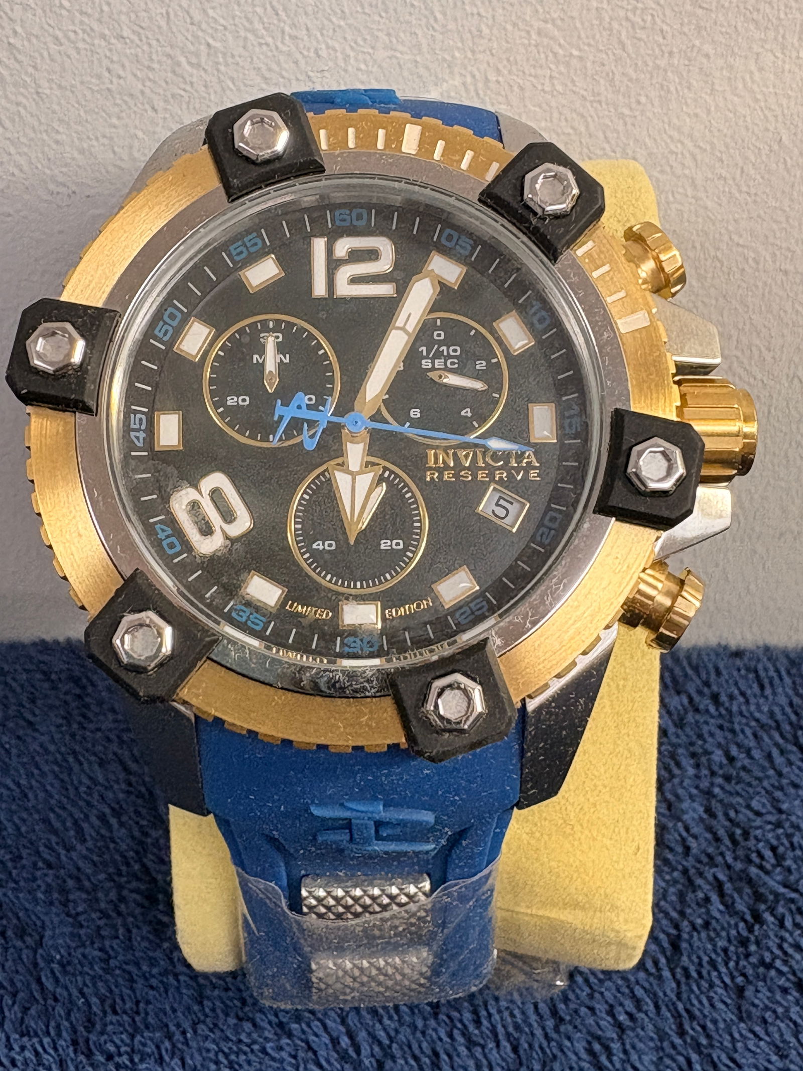 Invicta Reserve Chronograph Wristwatch, 50mm (Unworn) (1 of 4)
