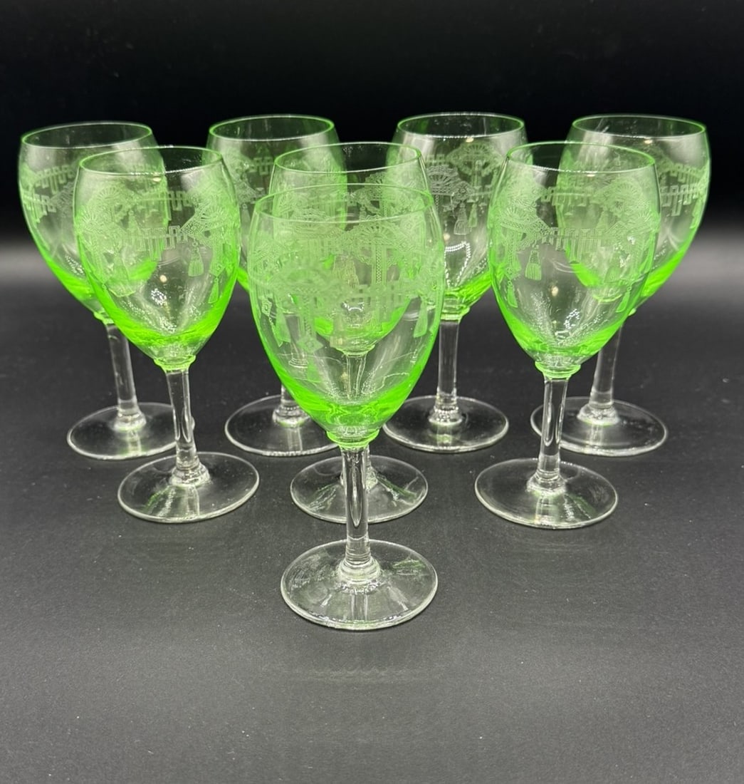 Set of 8 Vintage Green Uranium Glass Wine Goblets – Art Deco Etched Fan & Tassel Motif: Set of 8 Vintage Green Uranium Glass Wine Goblets – Art Deco Design An exquisite set of eight vintage green uranium glass goblets featuring a stunning etched Art Deco motif with fans, tassels, and g