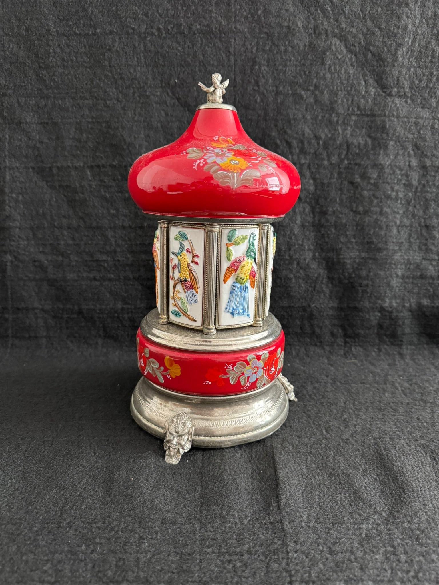 Antique Decorative Revolving Cigarette Carousel (1 of 4)