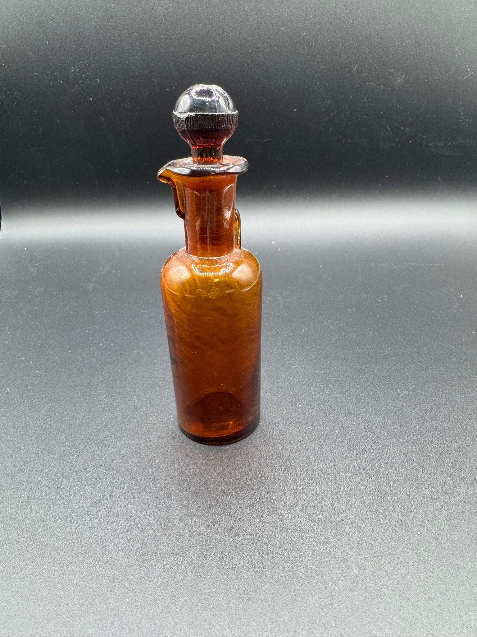 Antique Amber Apothecary Bottle with Rare Ball Stopper (1 of 3)