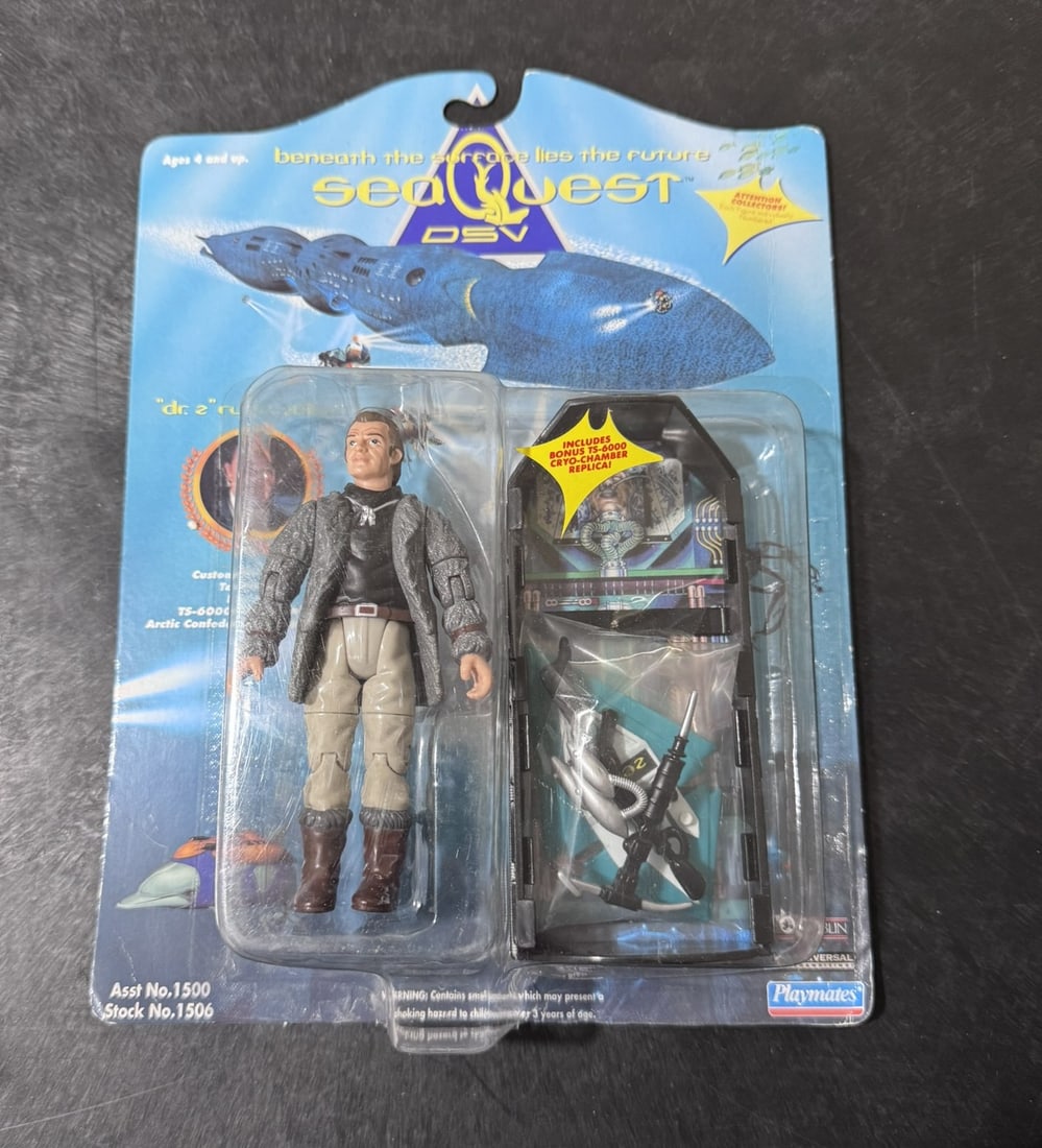 SeaQuest DSV – Dr. Z Action Figure with Cryo Chamber Original carded action figure from the (1 of 2)
