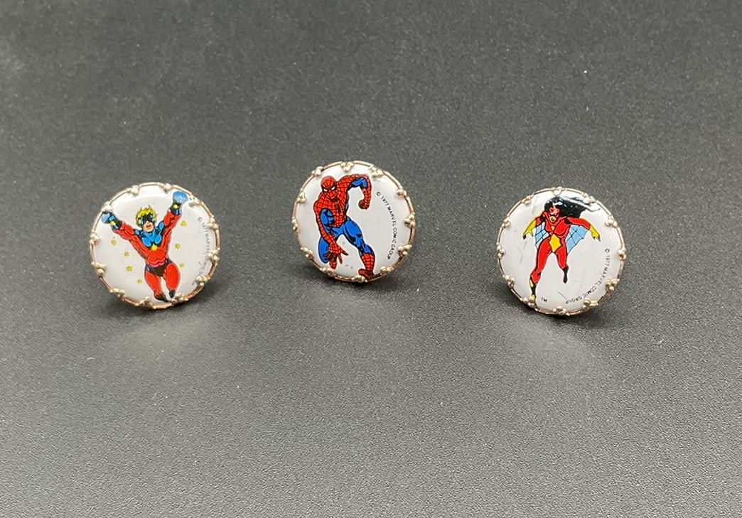 Marvel Comics Character Ring Set – Three (3) Rings Offered here is a collectible set of three (1 of 2)