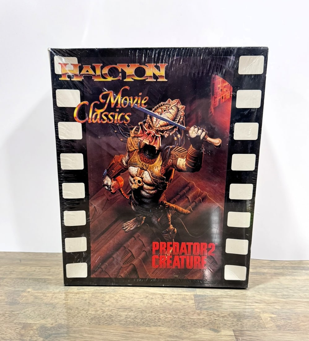 Horizon Predator 2 Creature Model Kit HAL13 Movie Classics Sealed (1 of 3)