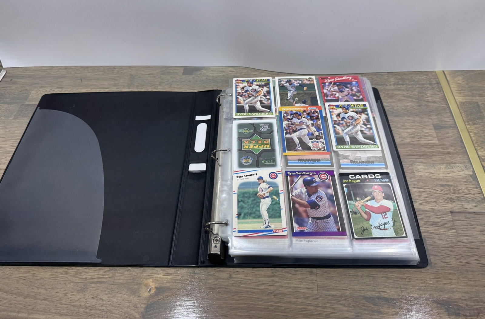 Baseball Card Binder Lot ~300 Cards Ozzie Smith Sandberg Griffey (1 of 6)