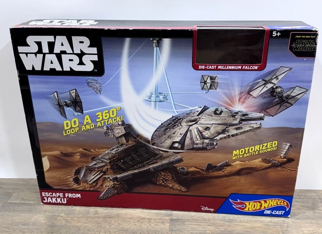 Star Wars Hot Wheels Escape From Jakku Millennium Falcon Playset Boxed (1 of 2)