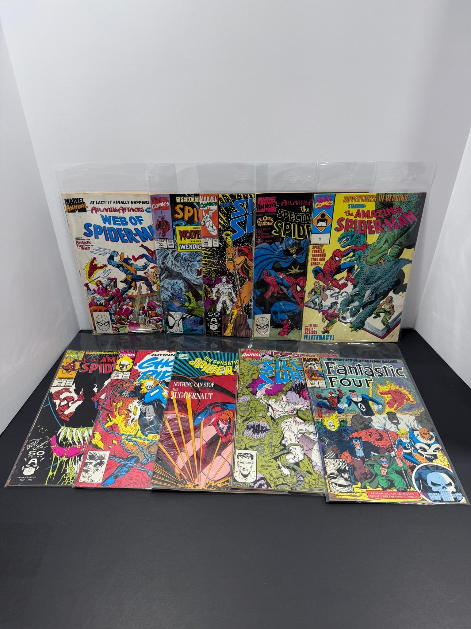 Marvel Spider-Man & Fantastic Four Comic Lot (10 Comics): This lot features 10 Marvel Comics centered on Spider-Man and the Fantastic Four, with a mix of annuals, one-shots, and regular series issues from the late 1980s through the early 1990s. Included are