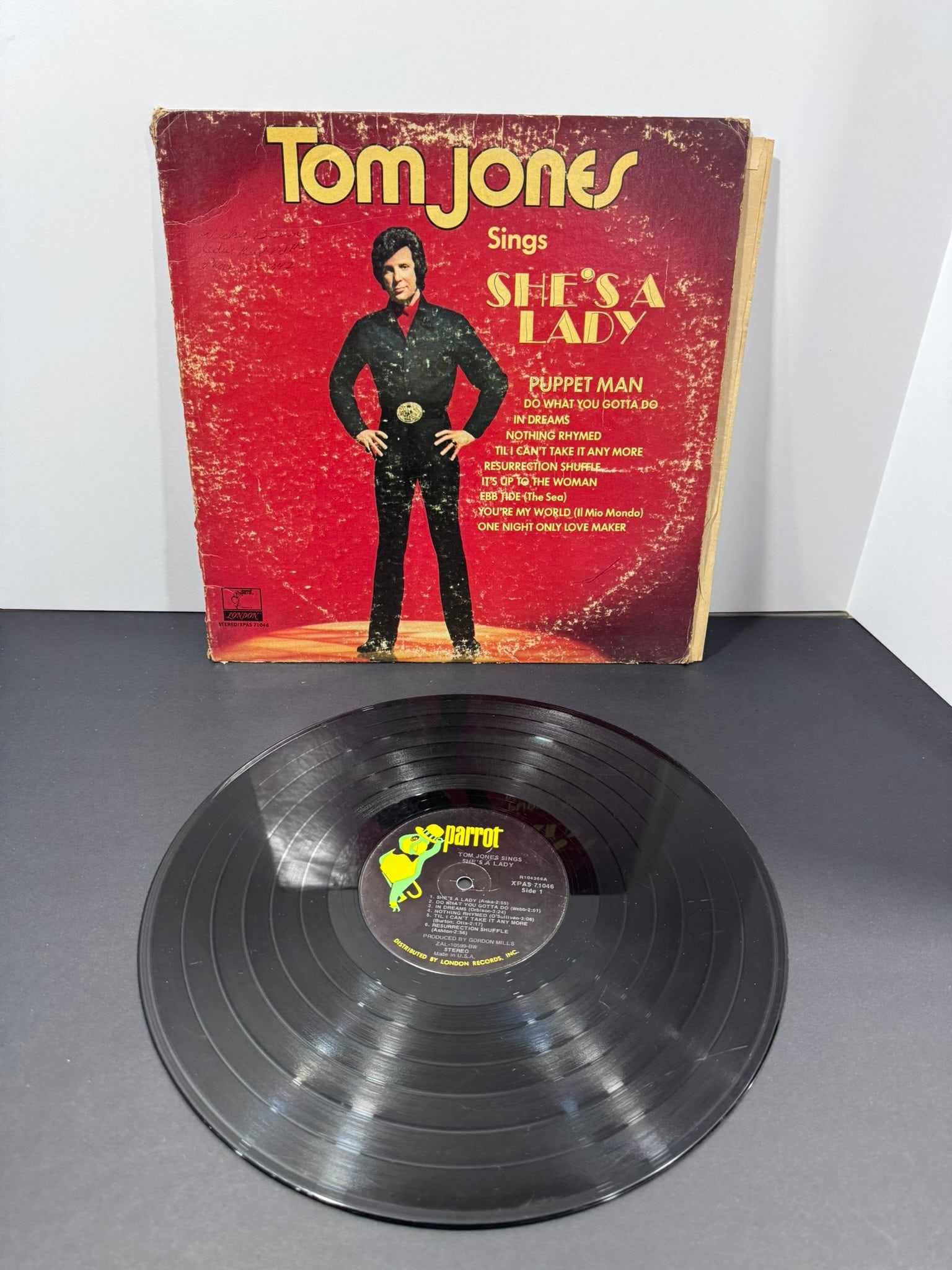 Tom Jones – Tom Jones Sings She's a Lady (Parrot Records, 1971) Vinyl LP: Released in 1971, Tom Jones Sings She's a Lady features one of Tom Jones' signature hits, the Paul Anka-penned classic "She's a Lady," which became one of the biggest songs of his career. The album