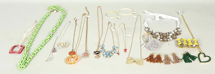 New Designer Jewelry Lot. Brand New Ready To Sell! Beautiful Pieces from Long Island!
