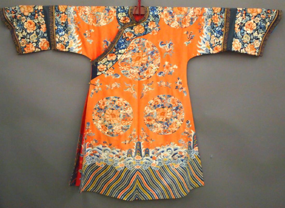 Chinese Qing Dynasty lady's robe (1 of 4)
