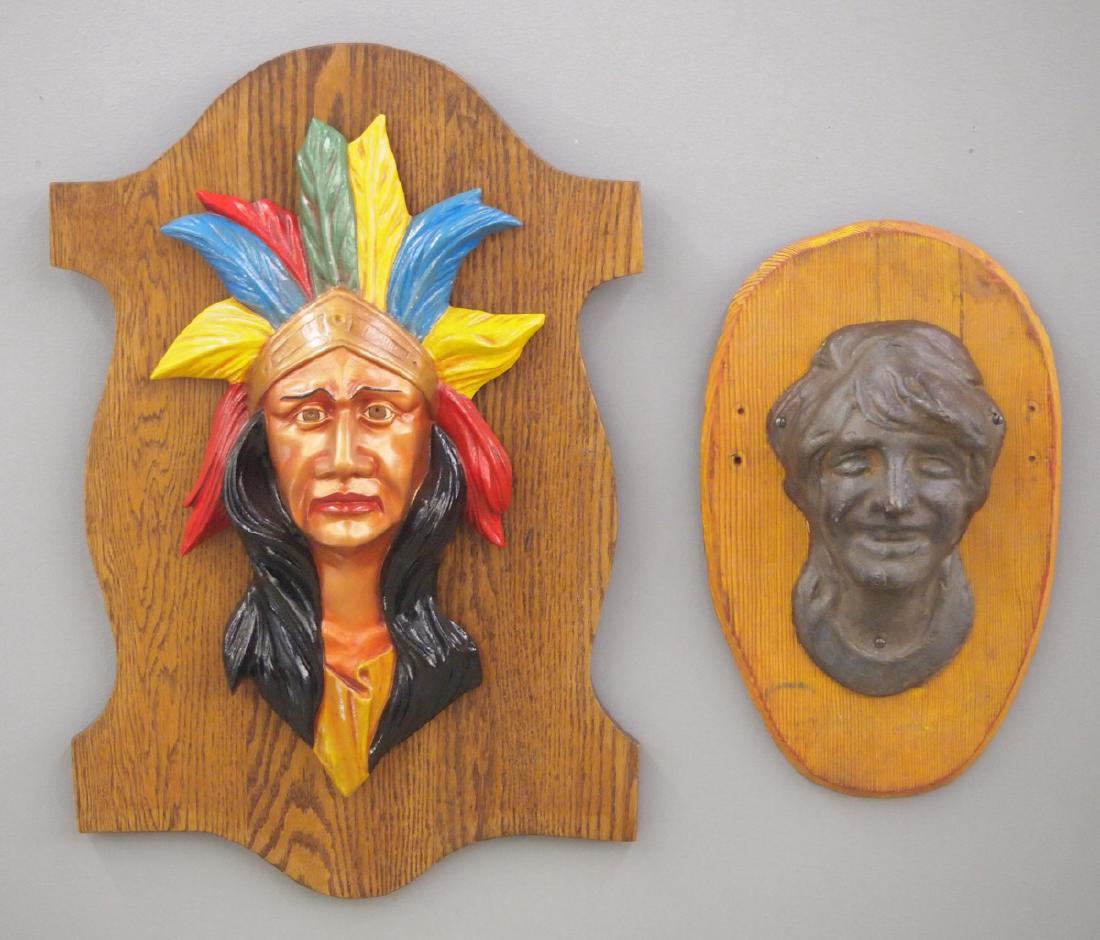 2 Carousel decorations (1 of 1)