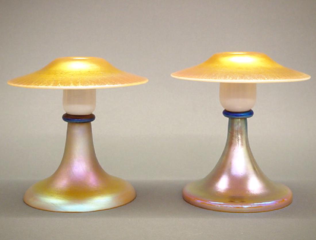 Pr Steuben Aurene candlesticks (1 of 2)