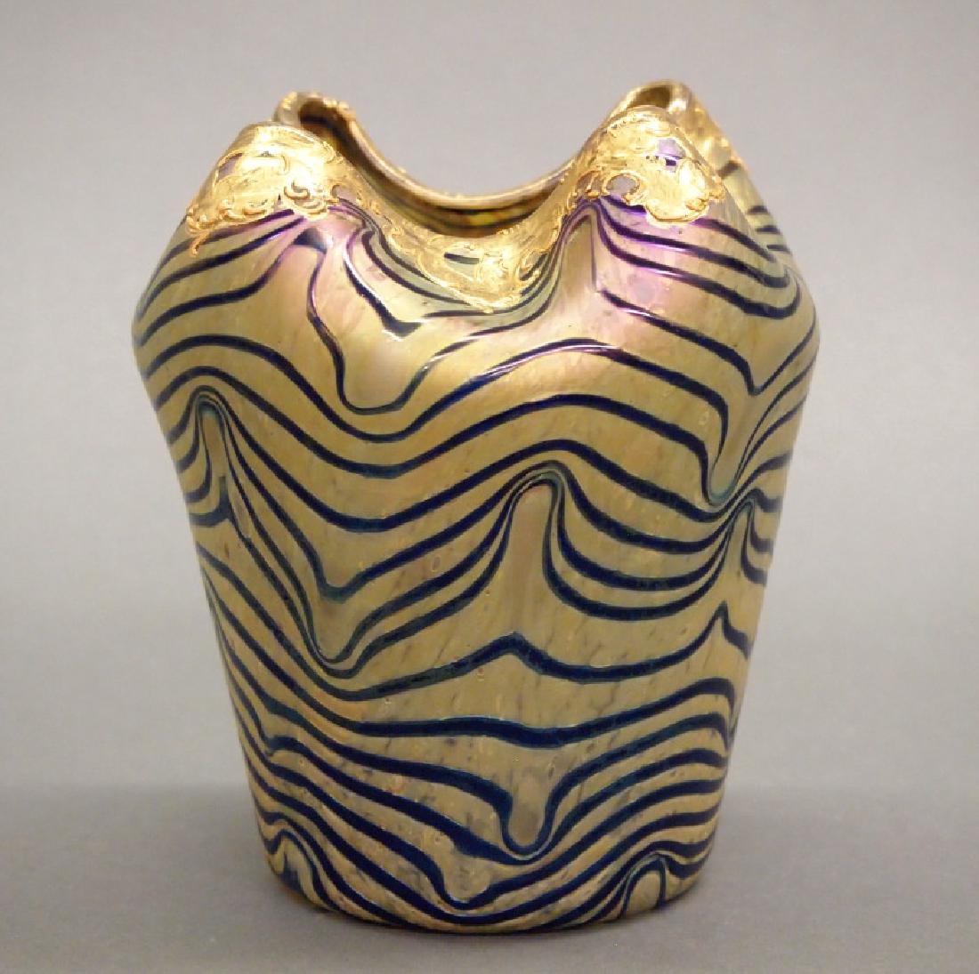Kralik Blue Wave vase (1 of 2)
