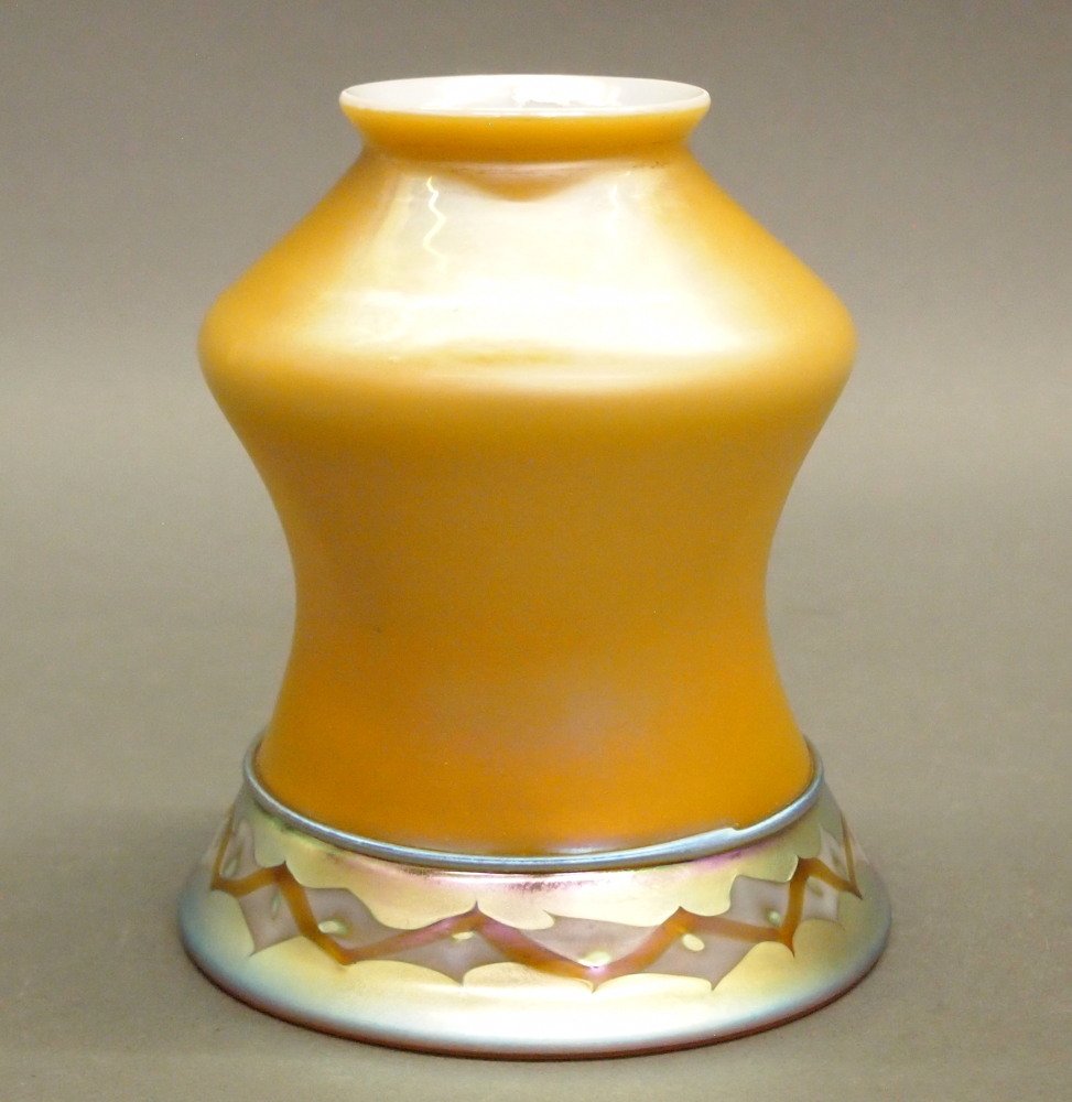 Steuben Aurene Intarsia Shade (1 of 2)