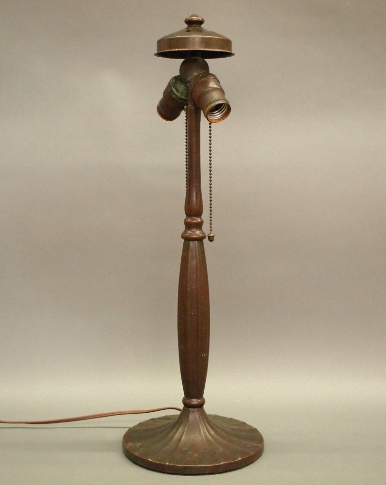 Handel Fluted Lamp Base (1 of 3)
