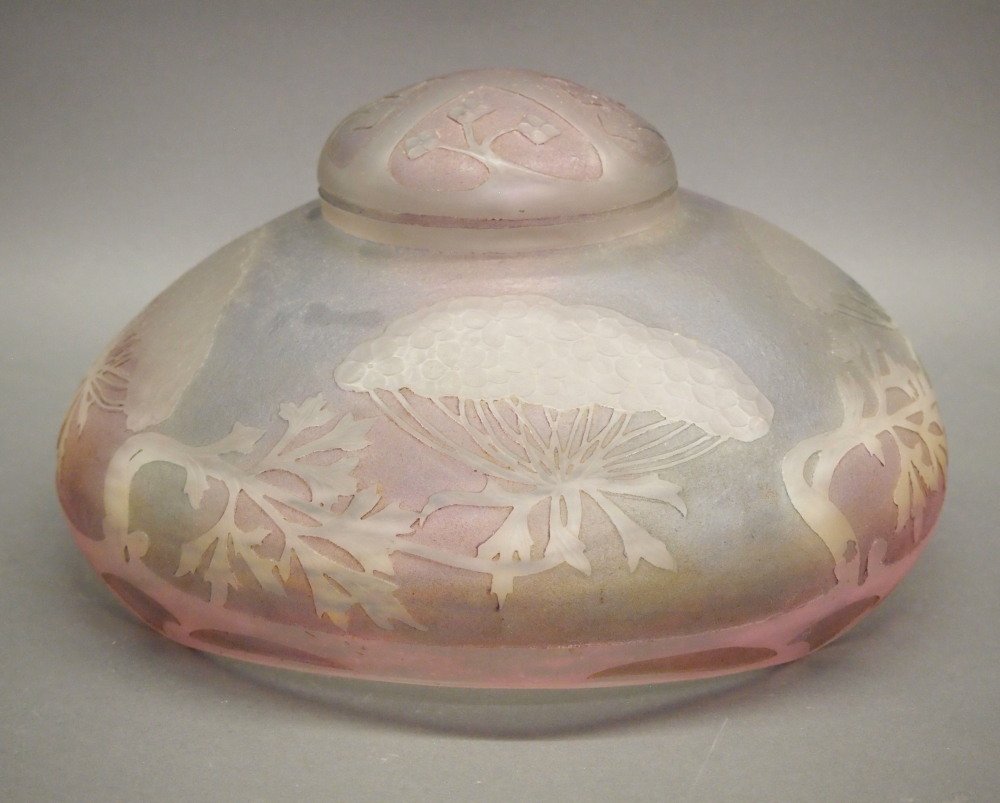 French Art Nouveau Cameo Shade (1 of 7)