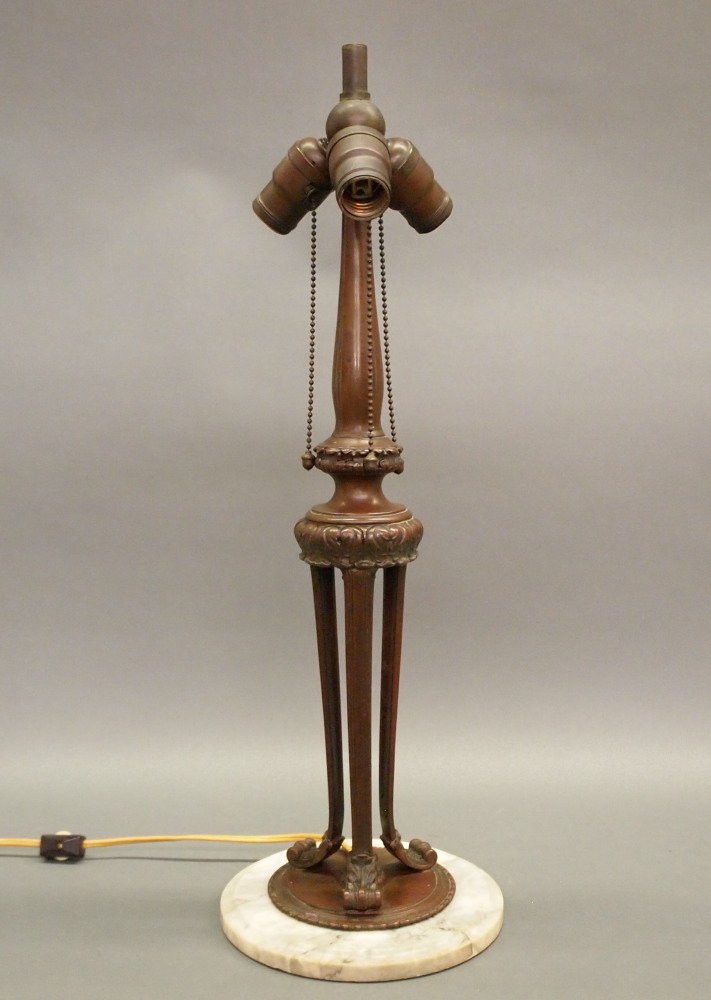 Handel Classical Style Lamp Base (1 of 3)