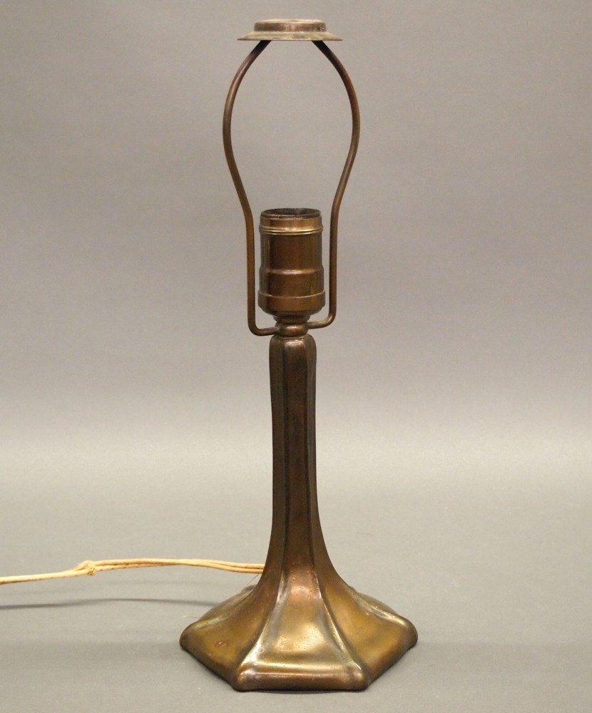 Handel Ribbed Boudoir Lamp Base (1 of 3)