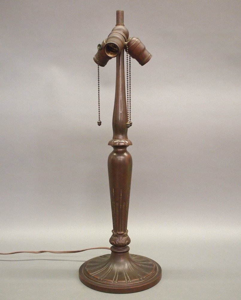 Handel Fluted Lamp Base (1 of 2)