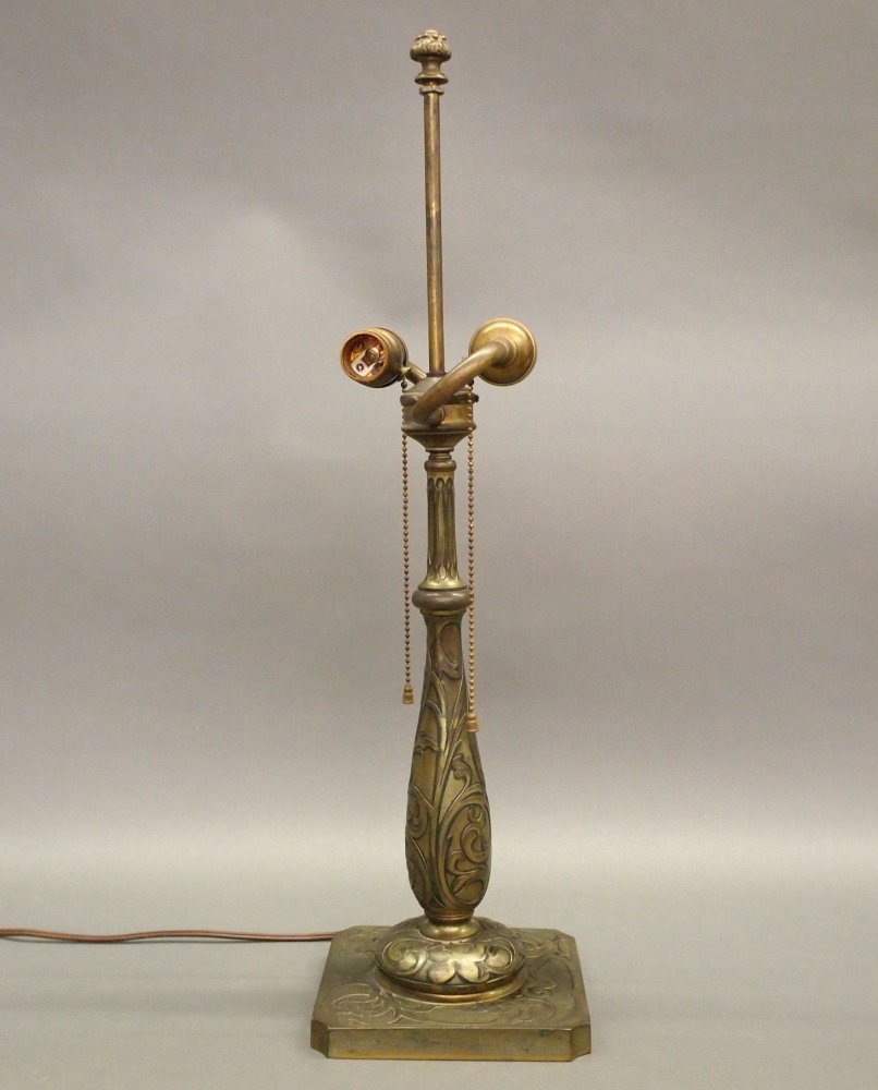 Pairpoint Patinated Metal Lamp Base (1 of 4)