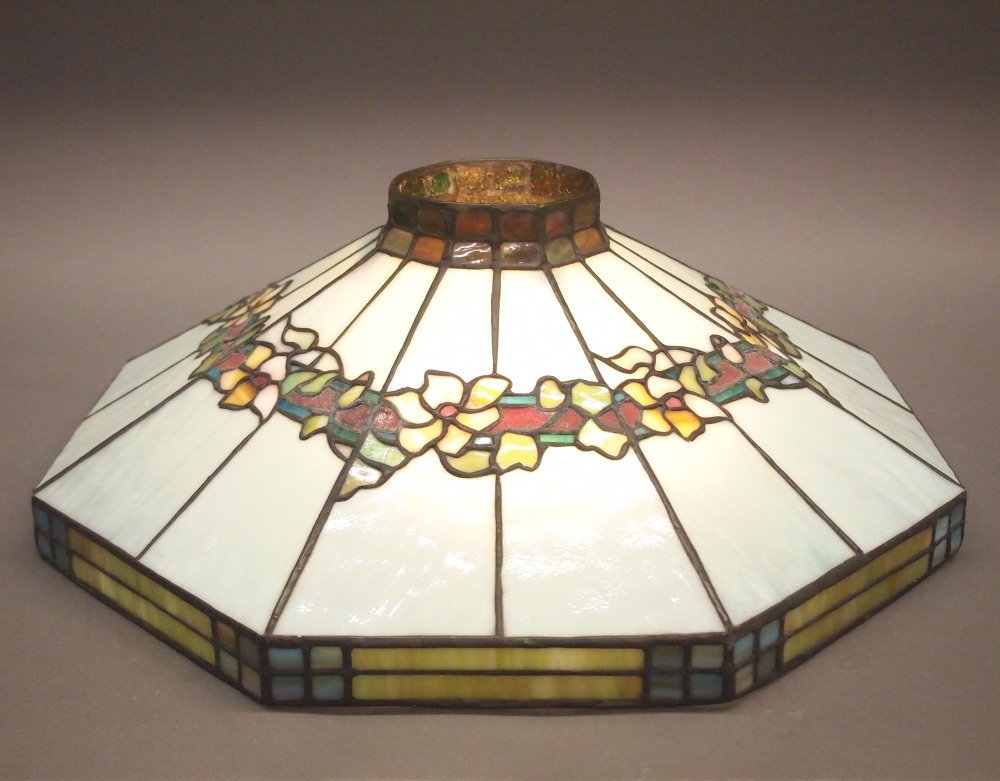 American Leaded Glass Lamp Shade (1 of 3)
