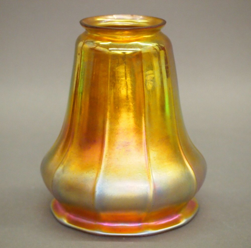 Steuben Aurene Shade (1 of 2)