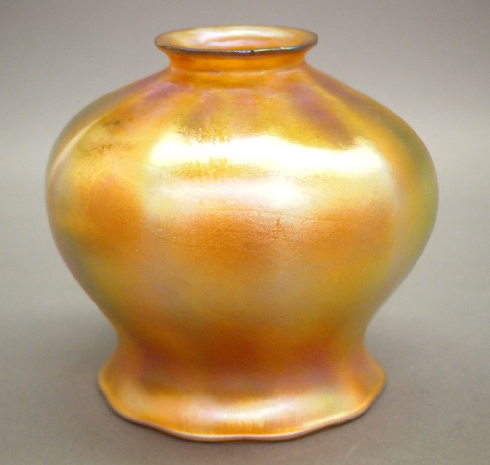 Steuben Aurene Shade (1 of 1)