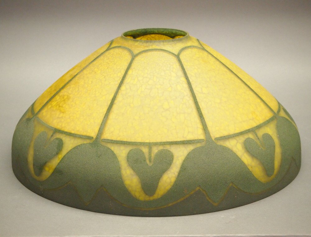 Handel Style Lamp Shade (1 of 2)