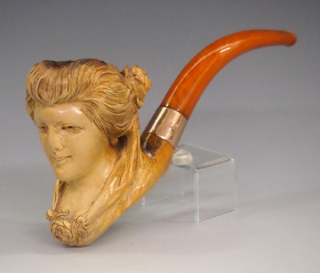 Meerschaum pipe (1 of 2)