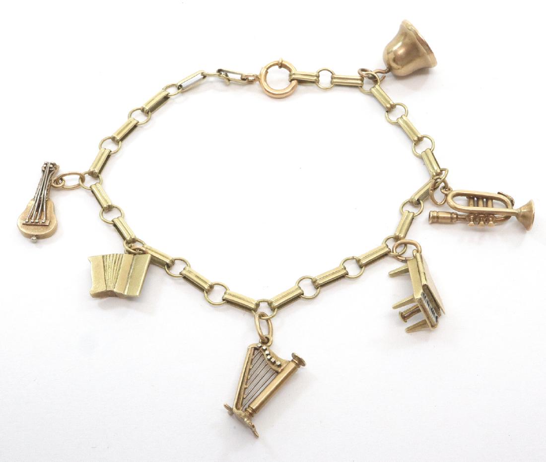 Vintage Charm Bracelet (1 of 1)