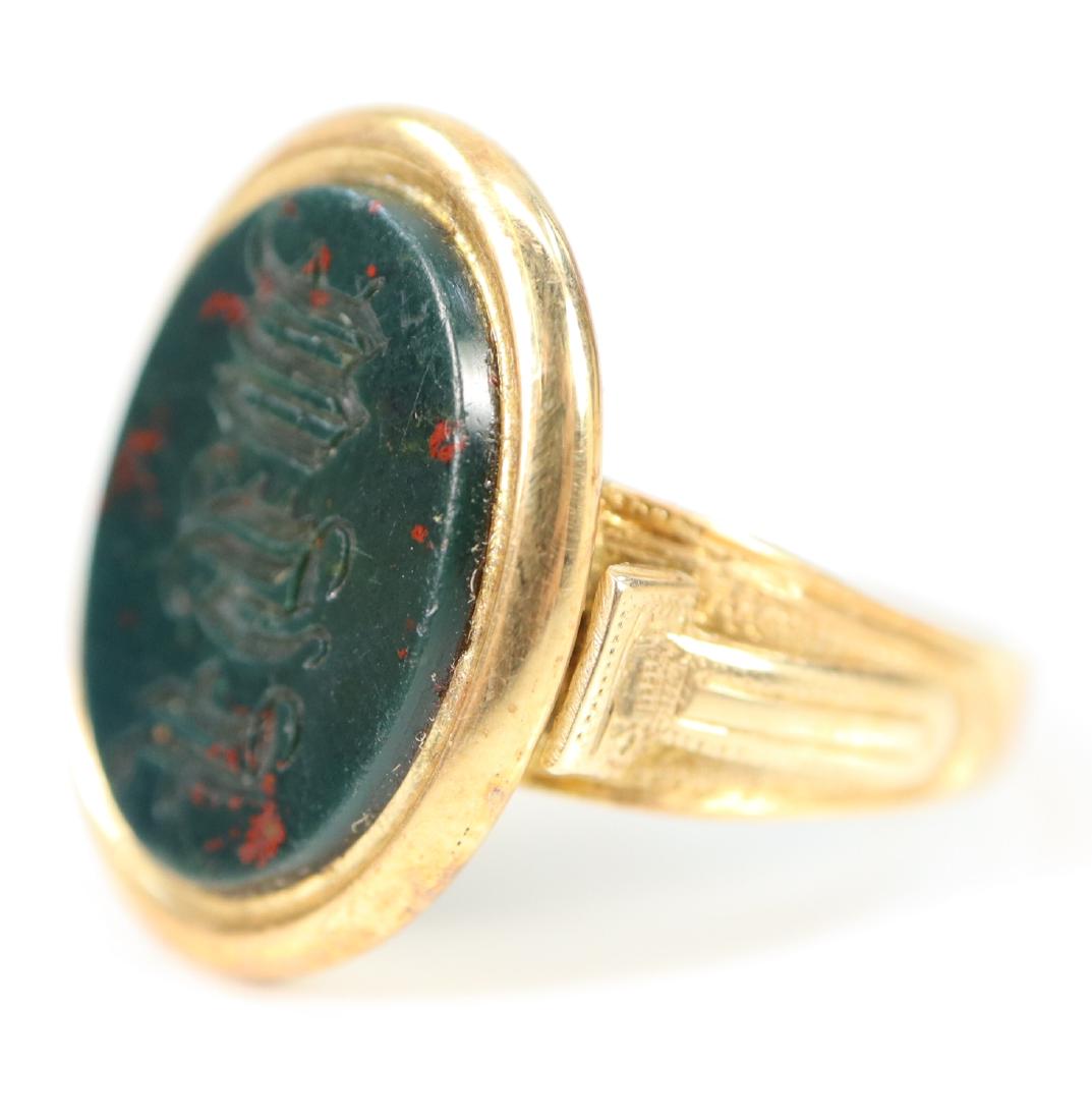Victorian Gent's Signet Ring (1 of 3)