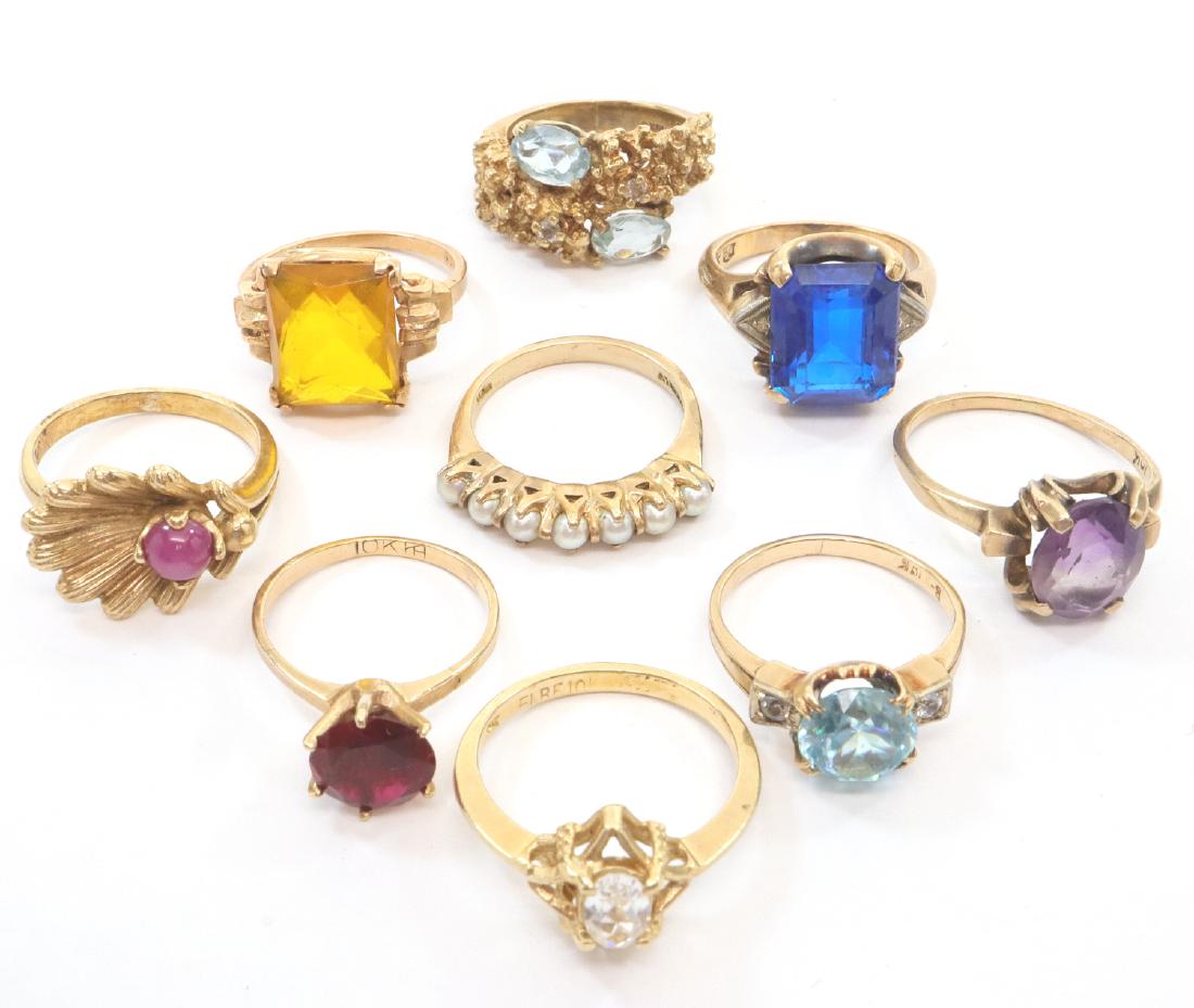 9 10 kt gold Rings (1 of 2)
