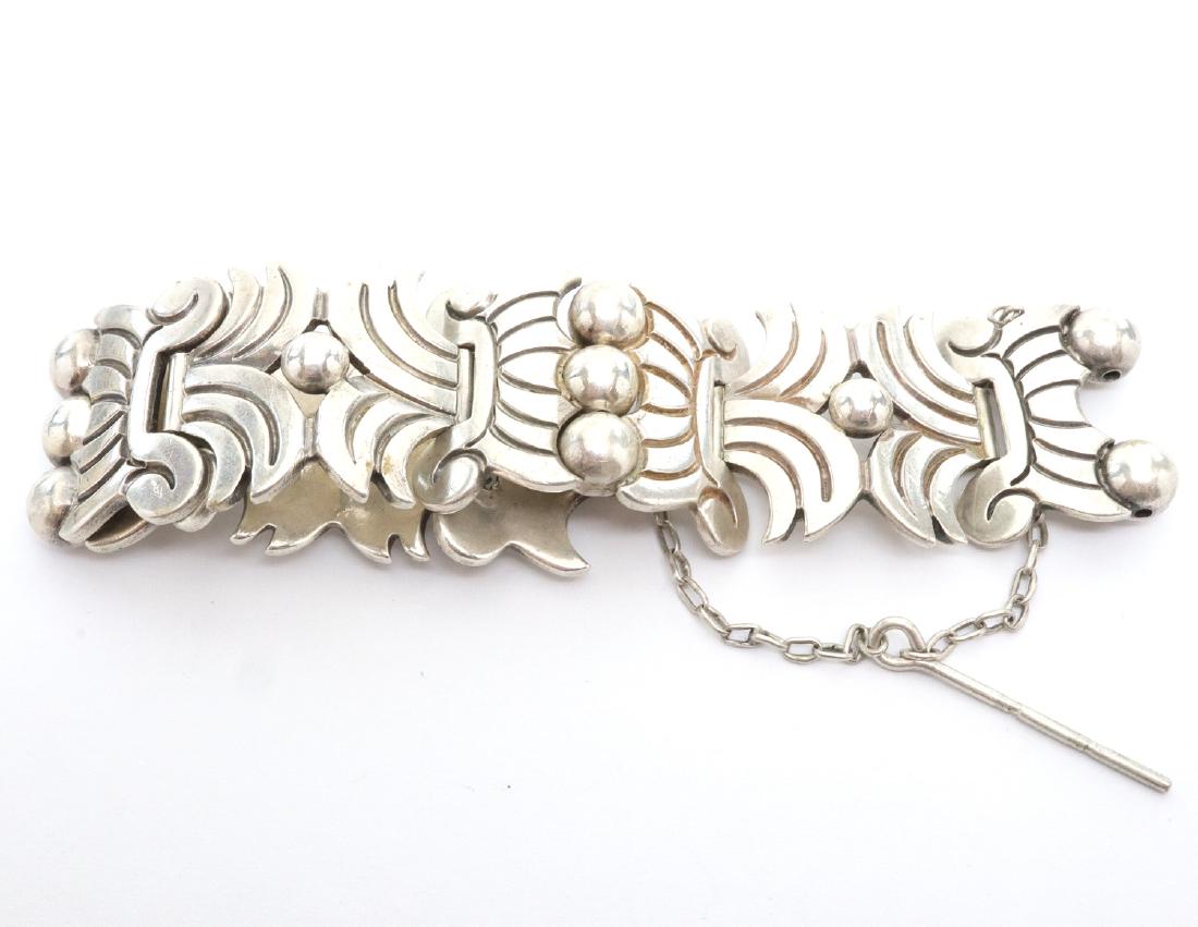 Hector Aguilar Sterling Bracelet (1 of 2)