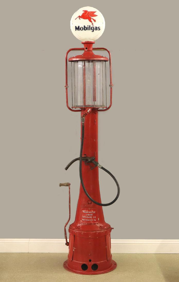 Fry Model 117 Visible gas pump
