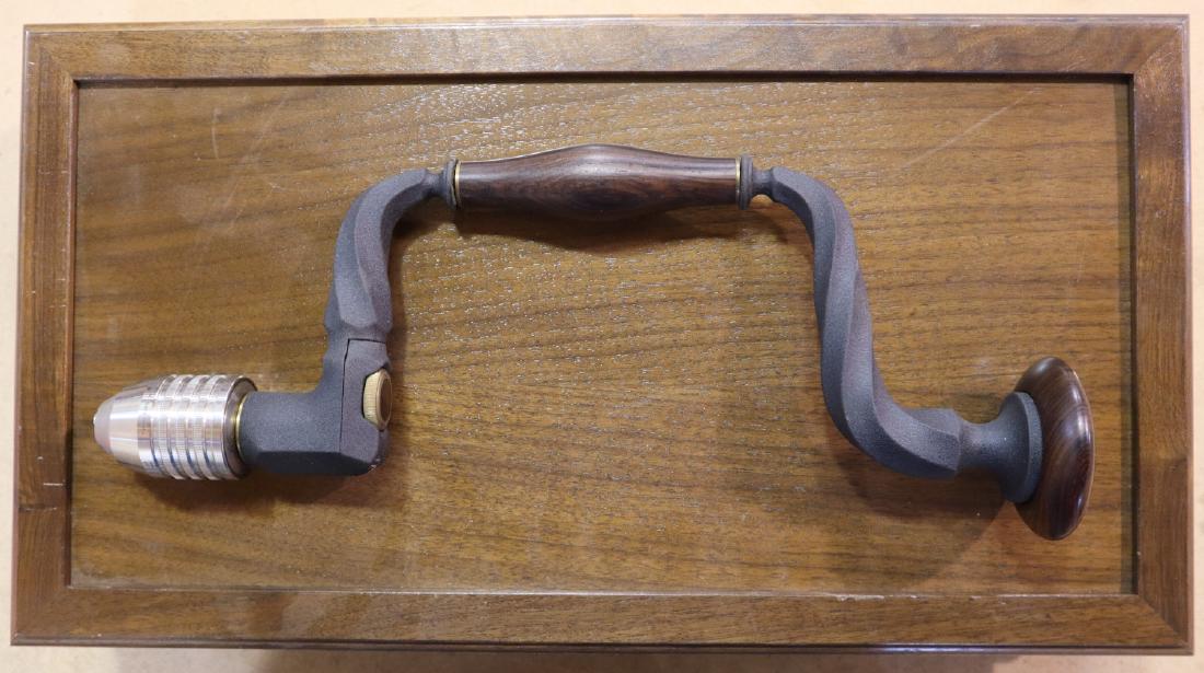 Bridge City Brace: A Bridge City Tool Works Signature Series Millennium hand brace. Includes paperwork, in a Walnut box. Only slight wear. ESTIMATE $100-200