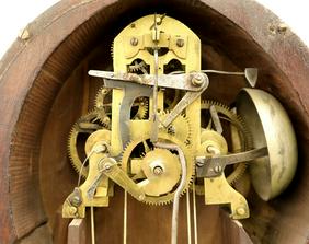 Jonathan Billings  Banjo clock