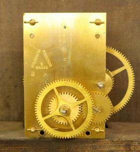 Willard style Massachusetts shelf clock