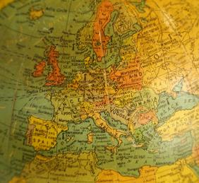 Lux/Replogle Globe Novelty clock
