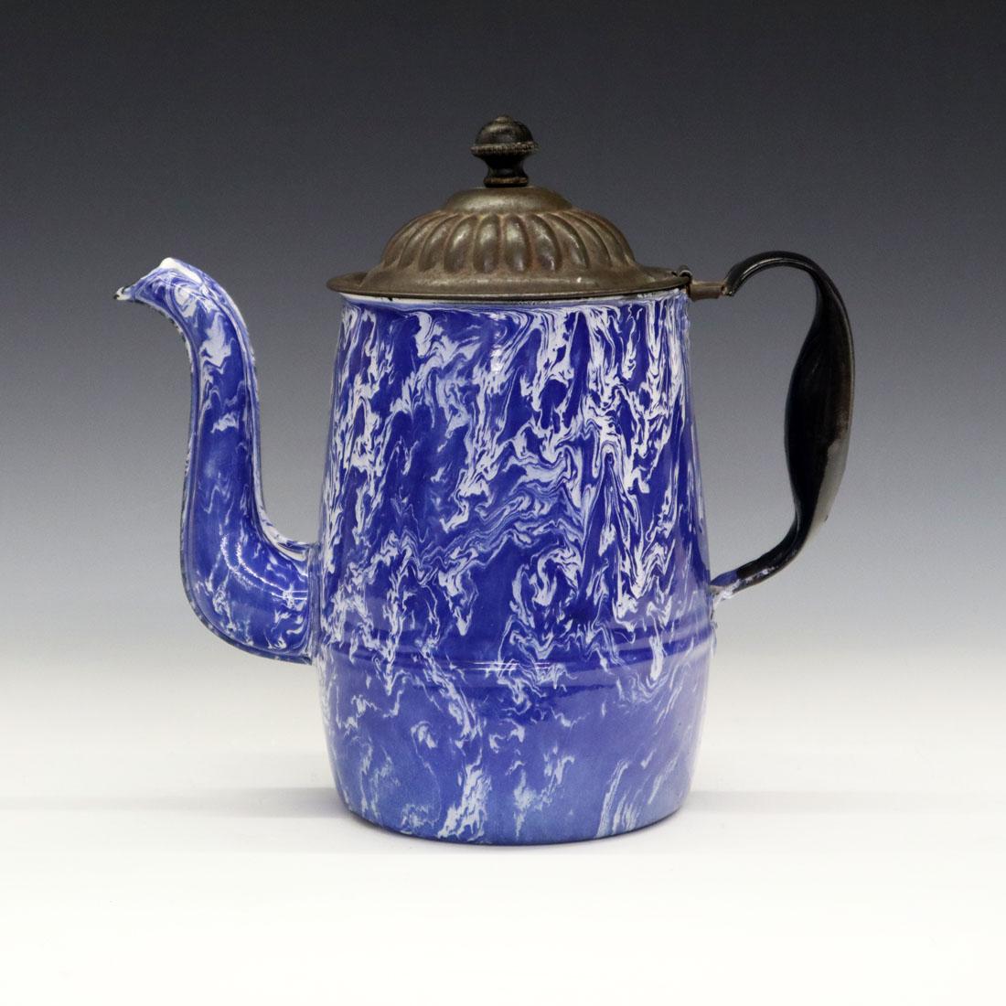 Graniteware Gooseneck Teapot (1 of 2)